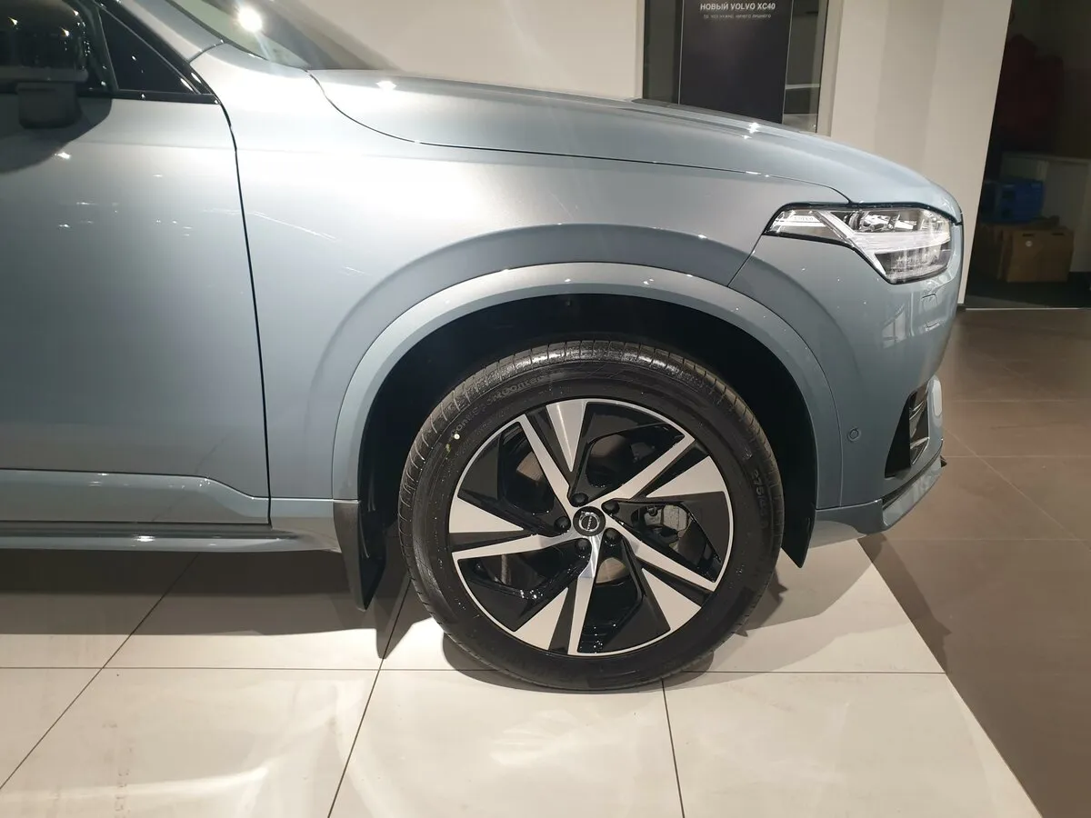 Check price and buy New Volvo XC90 Restyling For Sale