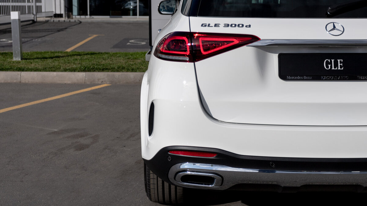 Check price and buy New Mercedes-Benz GLE 300 d (V167) For Sale