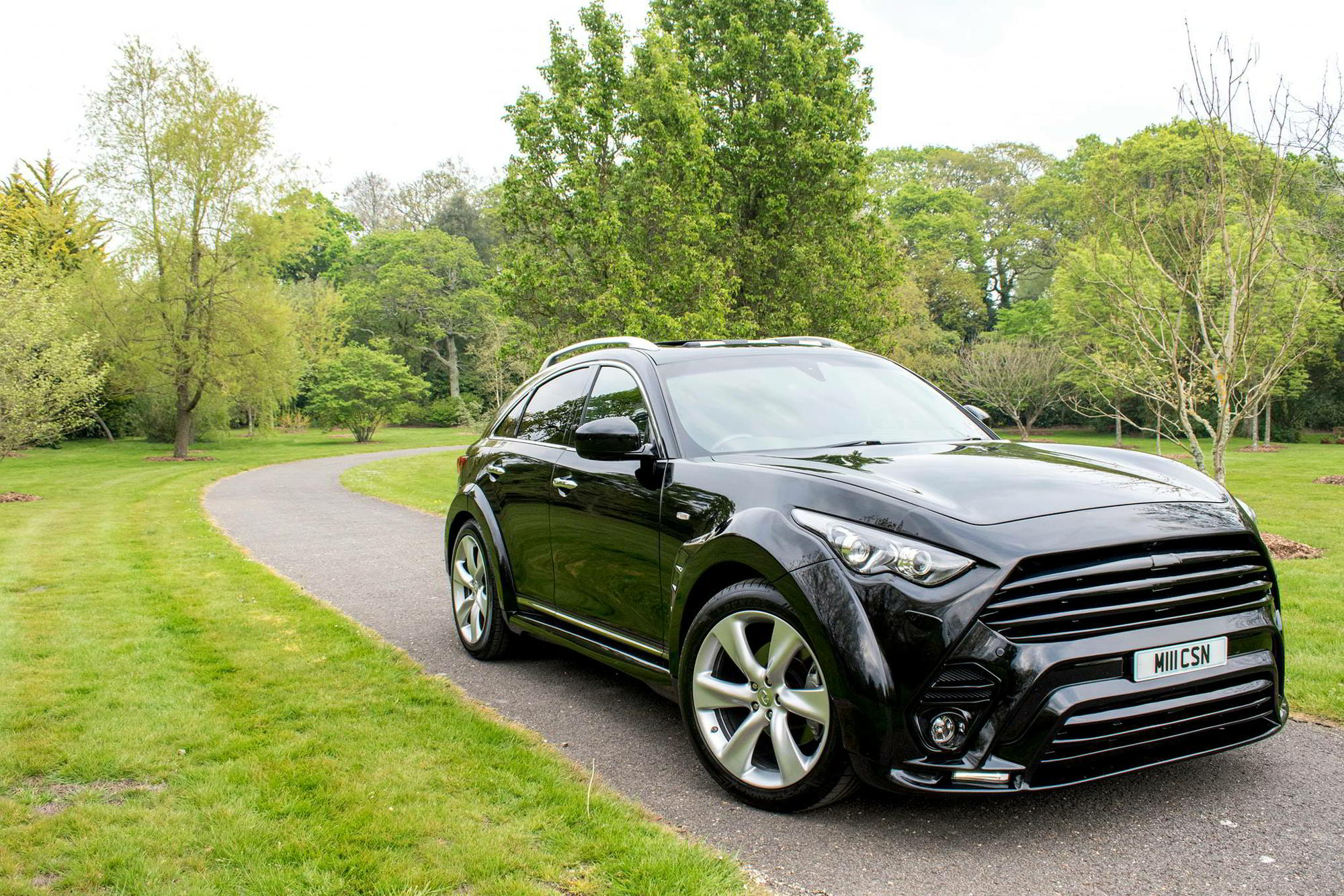 Hood Renegade Design for Infiniti QX70 FX S51