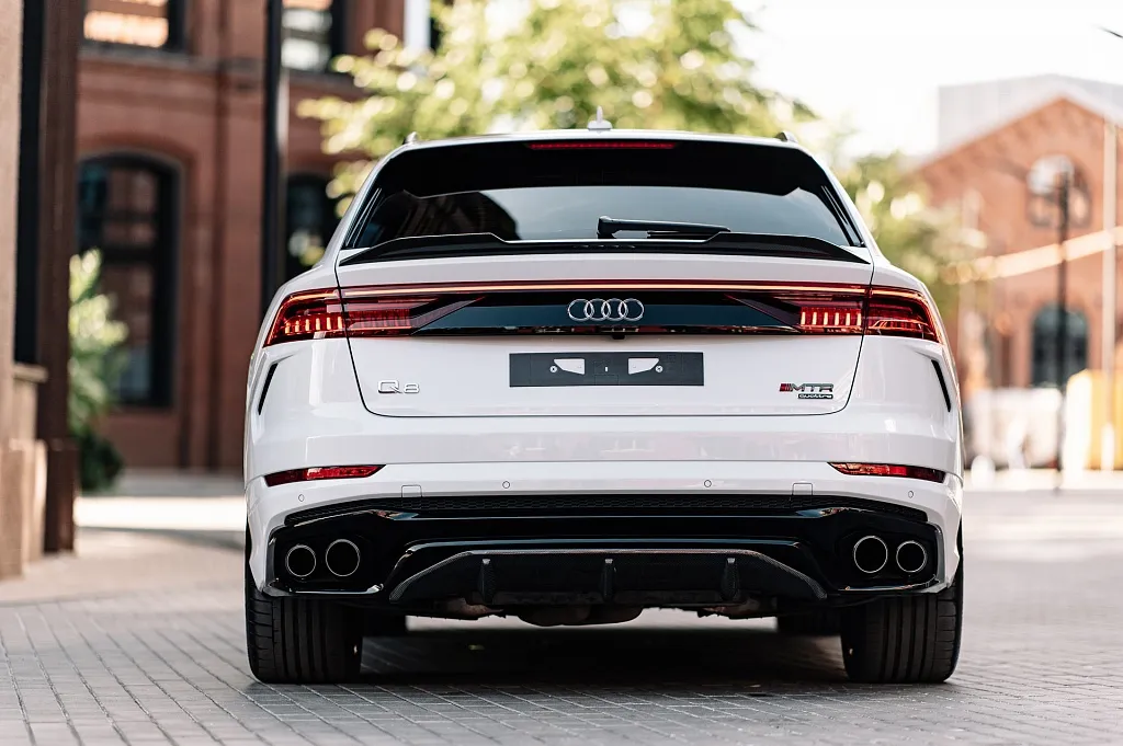 Body Kit carbon MTR Design for Audi Q8