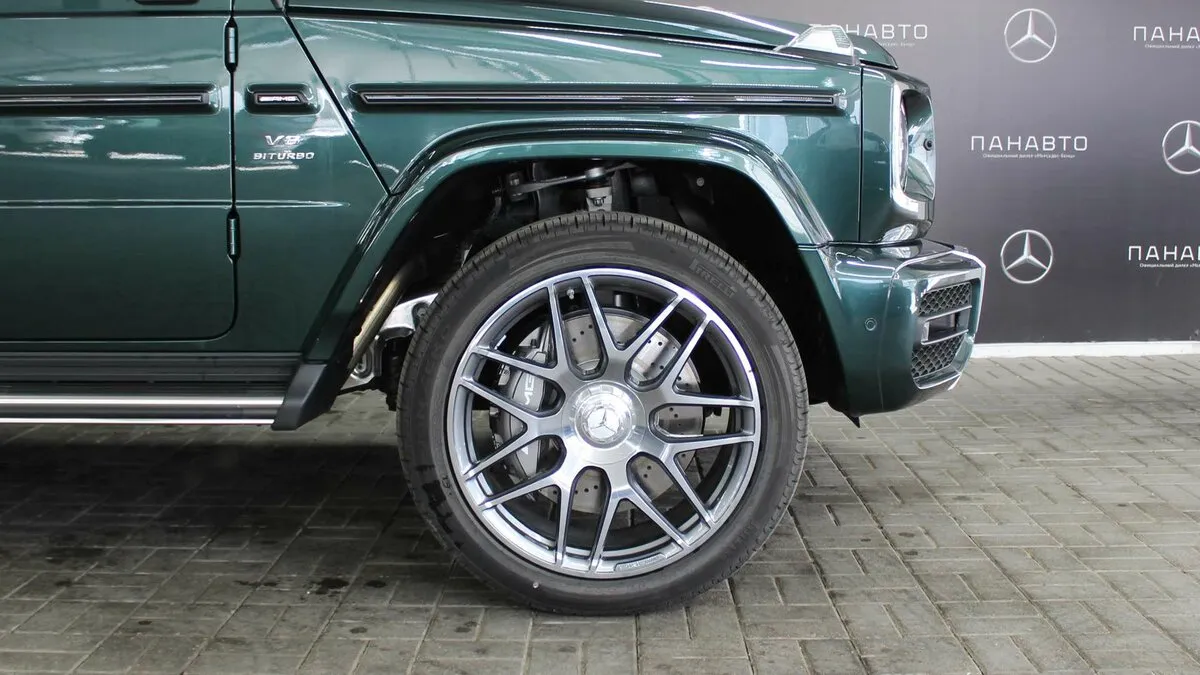 Check price and buy New Mercedes-Benz G-Class AMG 63 AMG (W463) For Sale