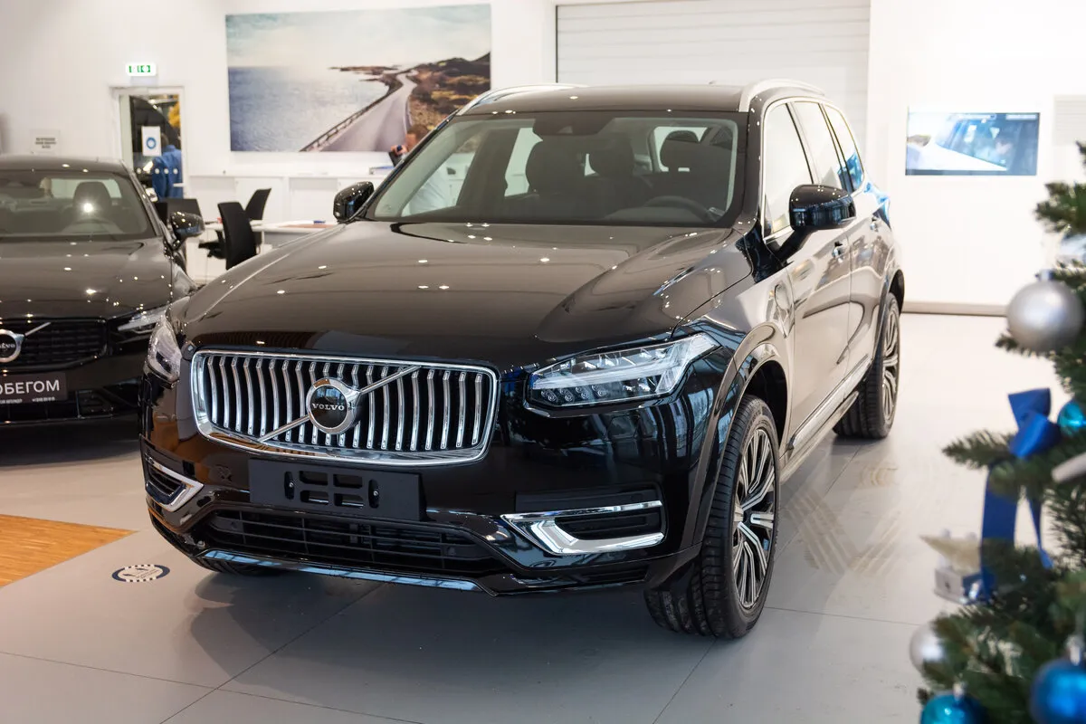 Check price and buy New Volvo XC90 Restyling For Sale