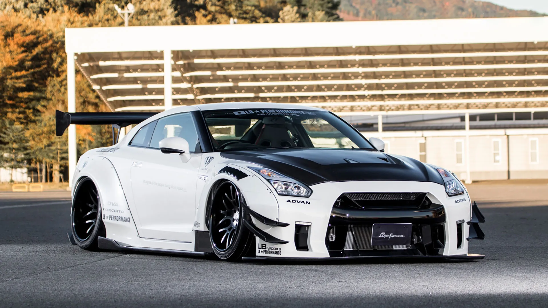 Check our price and buy Liberty Walk  body kit for Nissan GT-R R35!