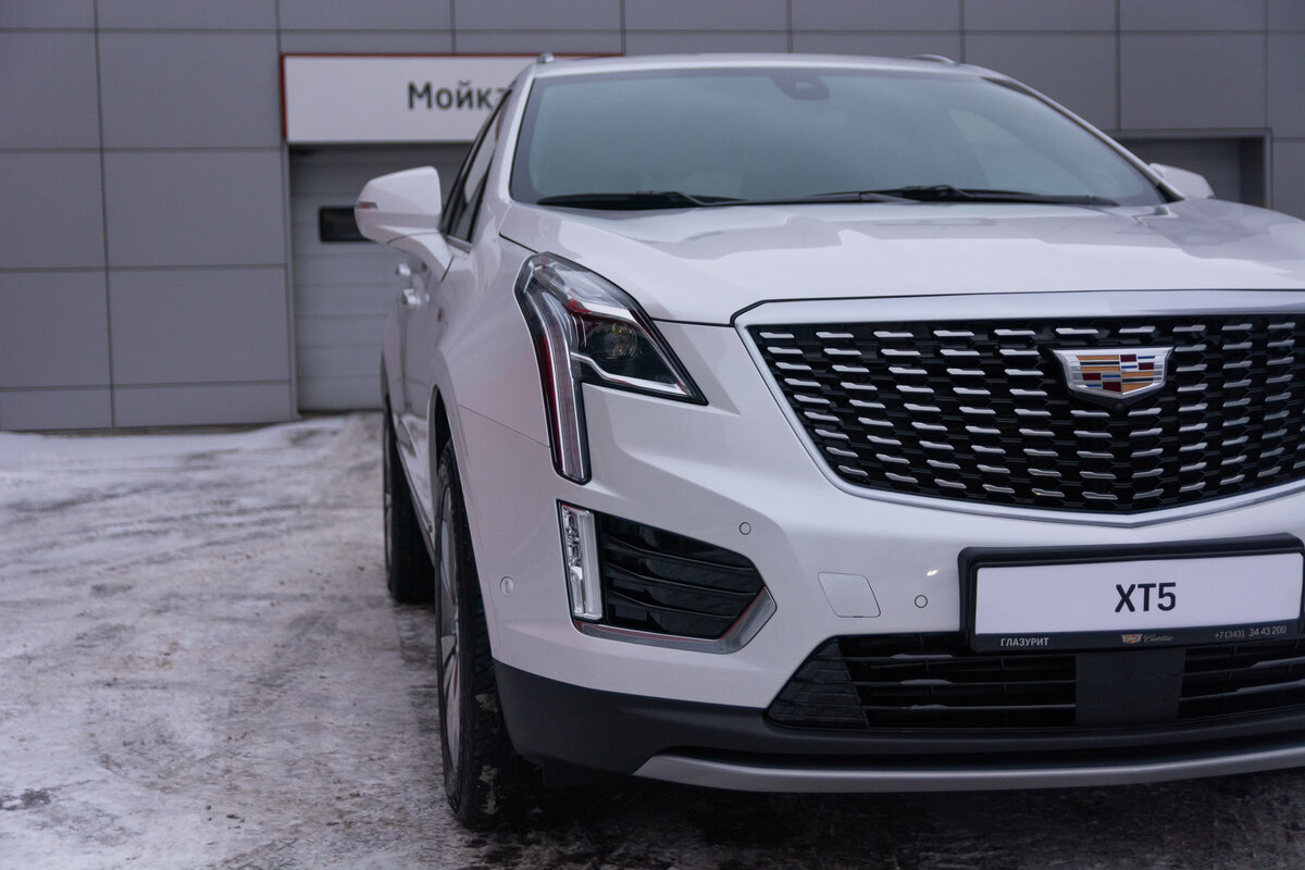 Check price and buy New Cadillac XT5 Restyling For Sale