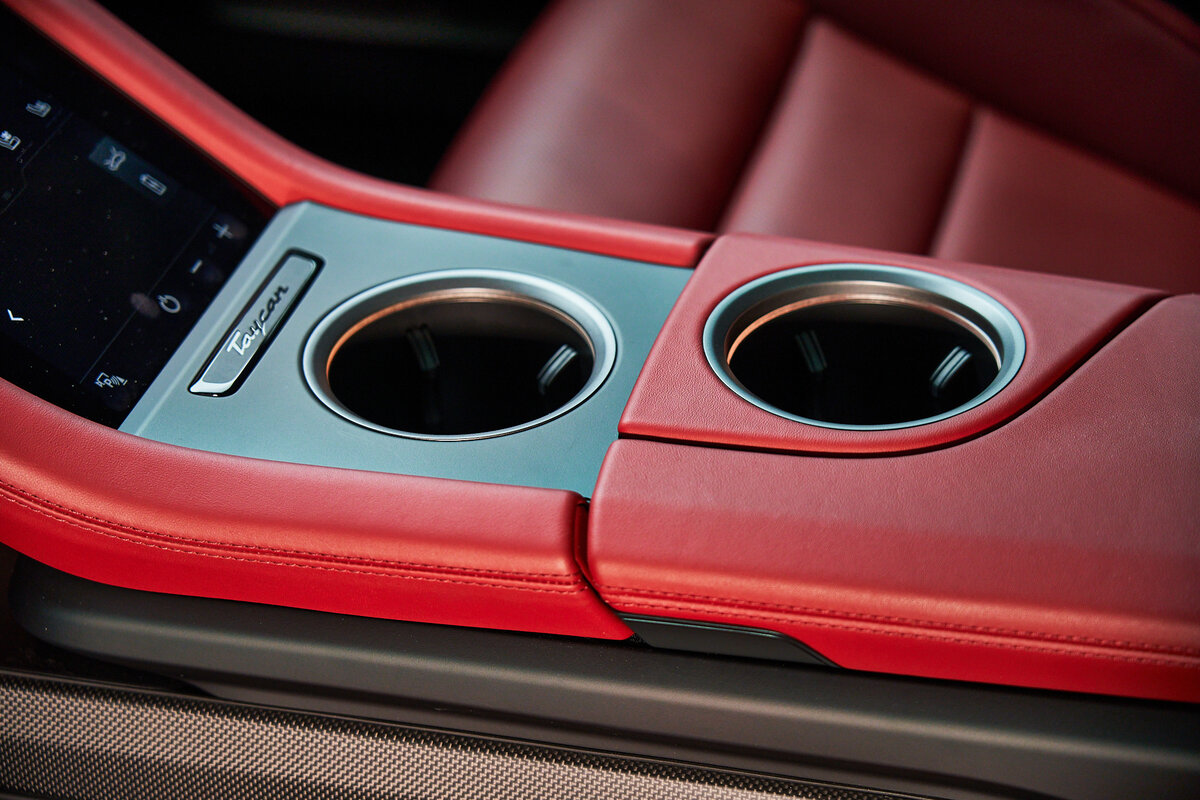 Check price and buy New Porsche Taycan 4S For Sale