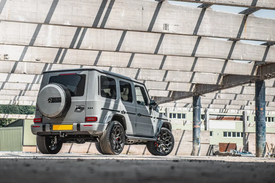 Check our price and buy Kahn Design carbon fiber body kit set for Mercedes-Benz G-class W463A