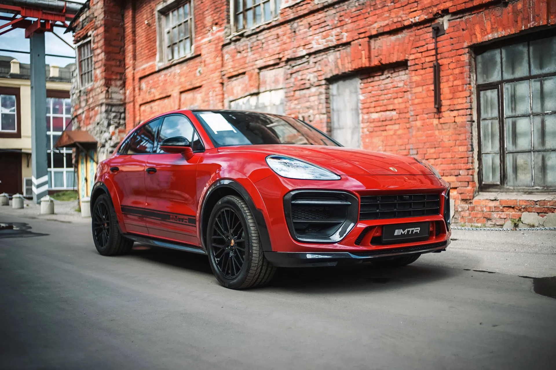 Check price and buy MTR Design Wide Body Carbon Fiber kit for Porsche Cayenne Coupe