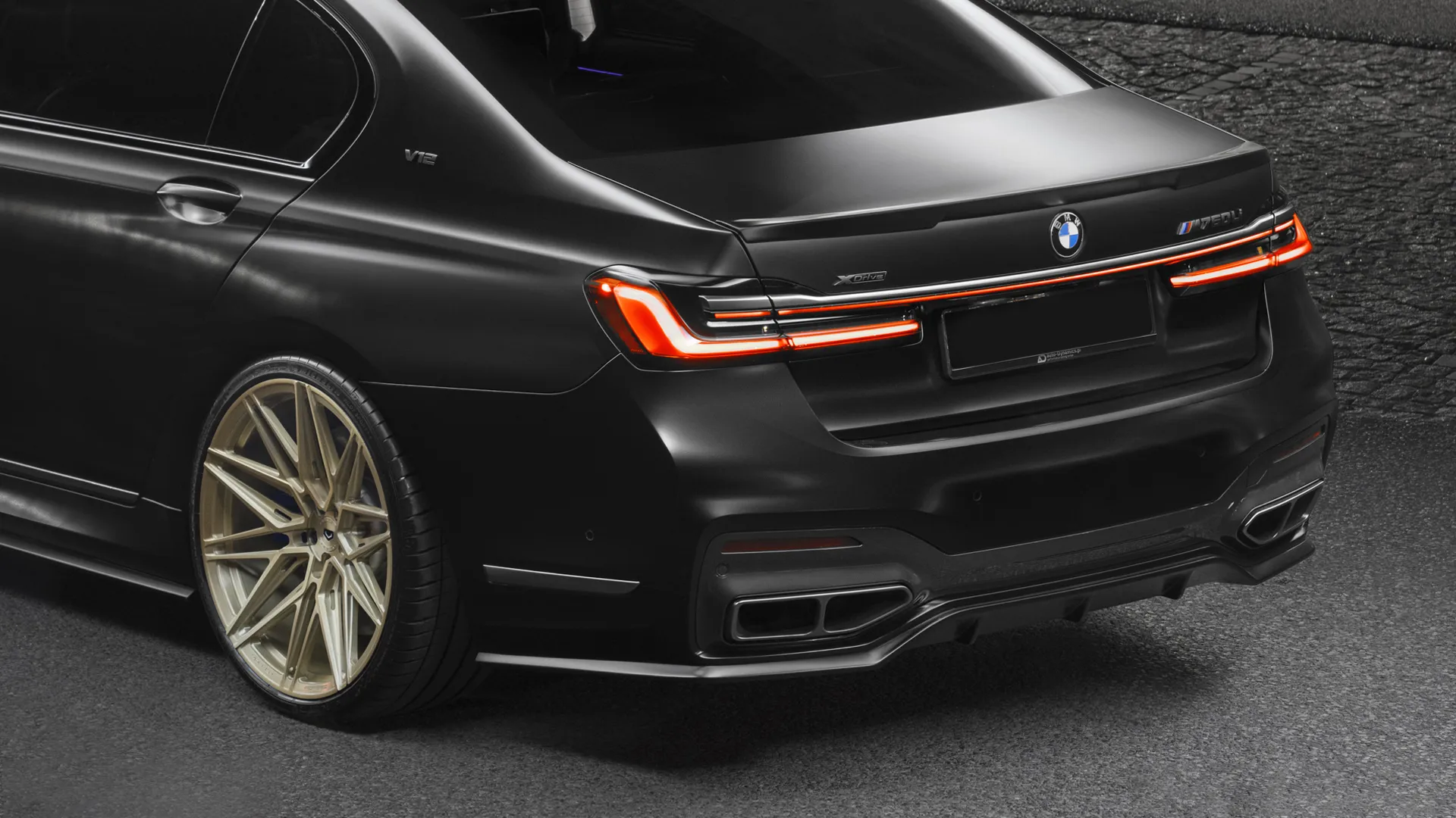 Check price and buy Ronin Design body kit for BMW 7 series G11/G12 Paradigm