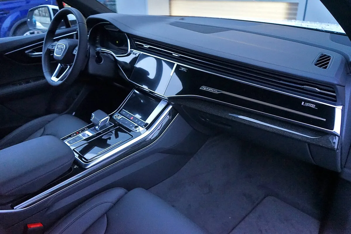 Check price and buy New Audi Q7 45 TDI (4M) Restyling For Sale