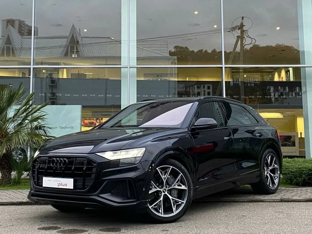 Buy New Audi SQ8 (4M)