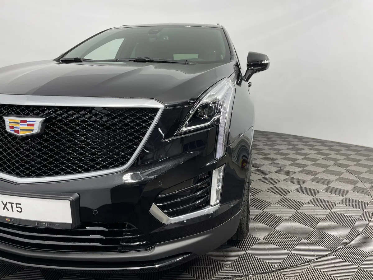 Check price and buy New Cadillac XT5 Restyling For Sale