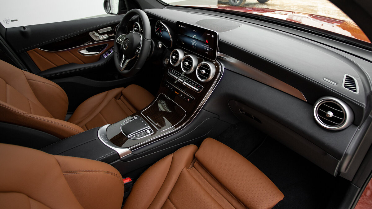 Check price and buy New Mercedes-Benz GLC Coupe 300 (C253) Restyling For Sale