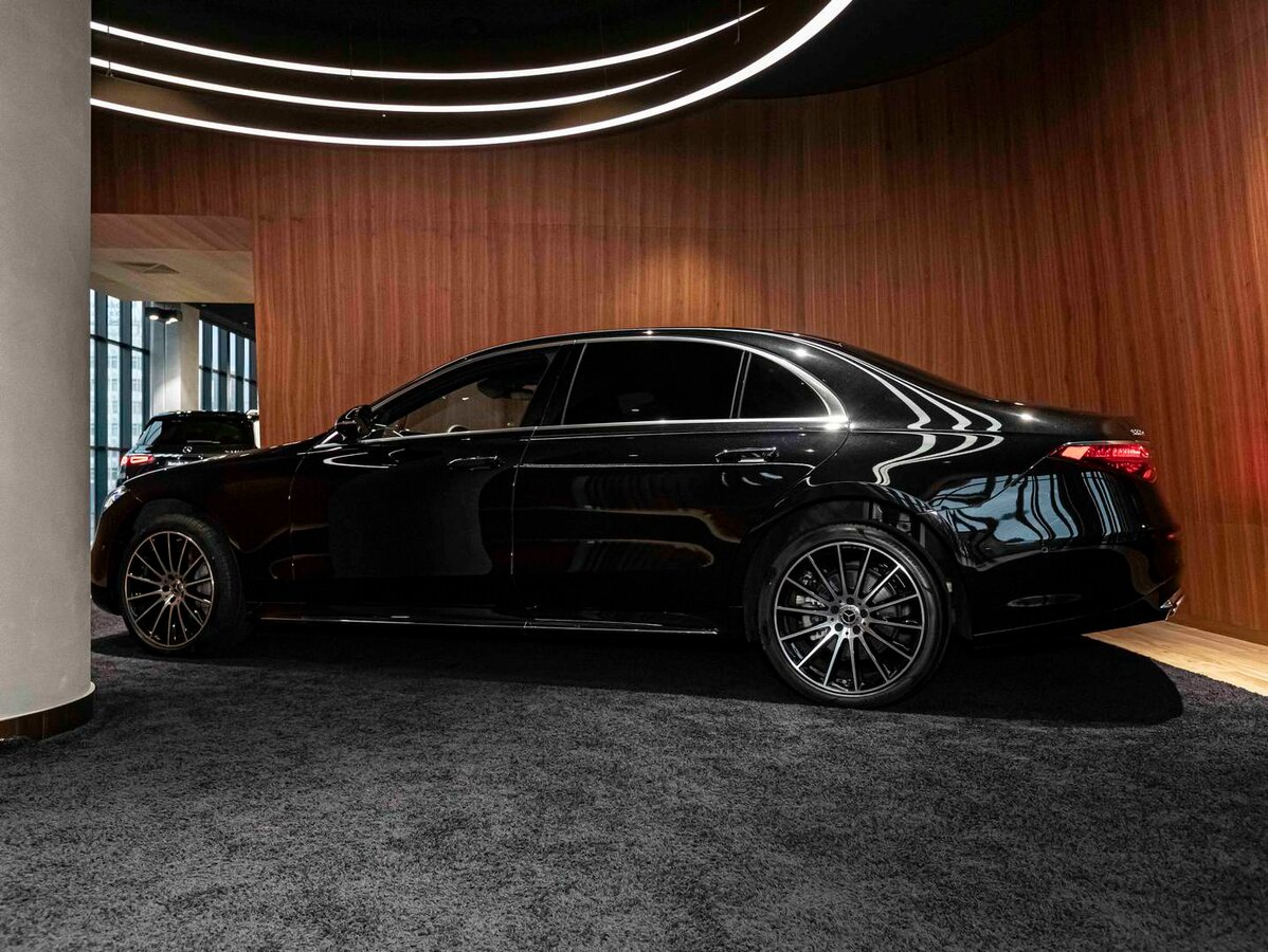 Check price and buy New Mercedes-Benz S-Class 350 d Long 4MATIC (W223) For Sale