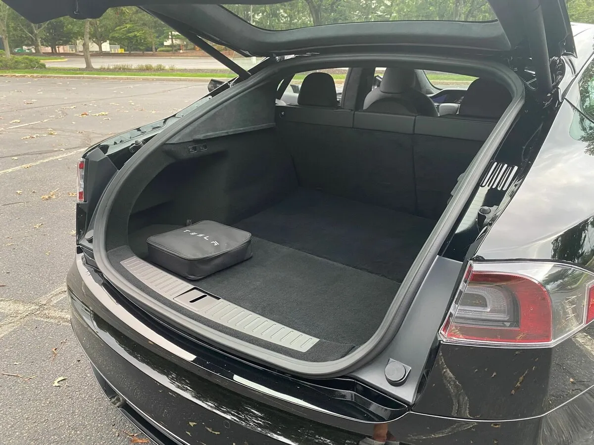 Buy New Tesla Model S Plaid Restyling 2