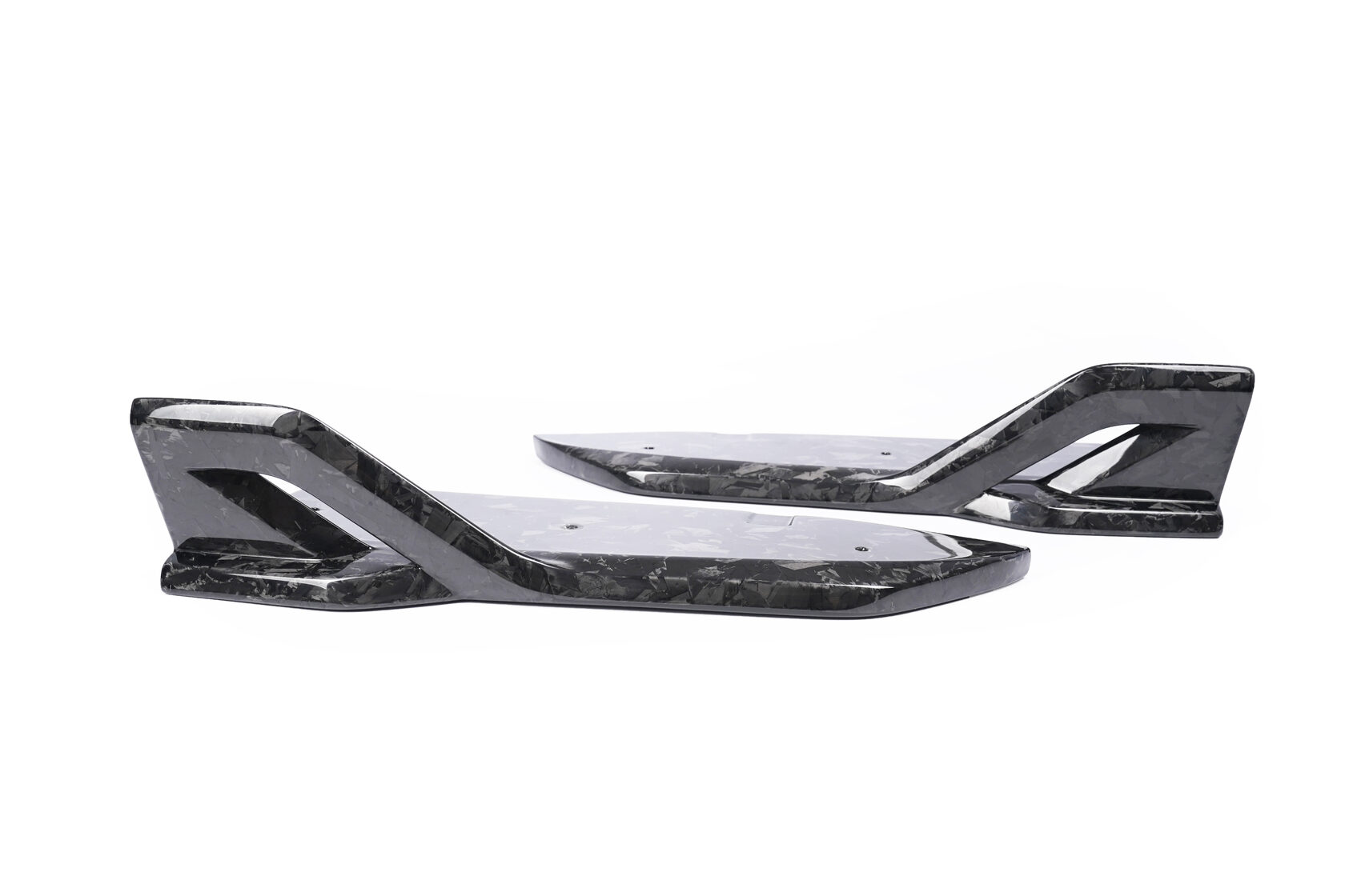 Rear bumper blades Megalodon Forged Carbon for BMW X6 M F96