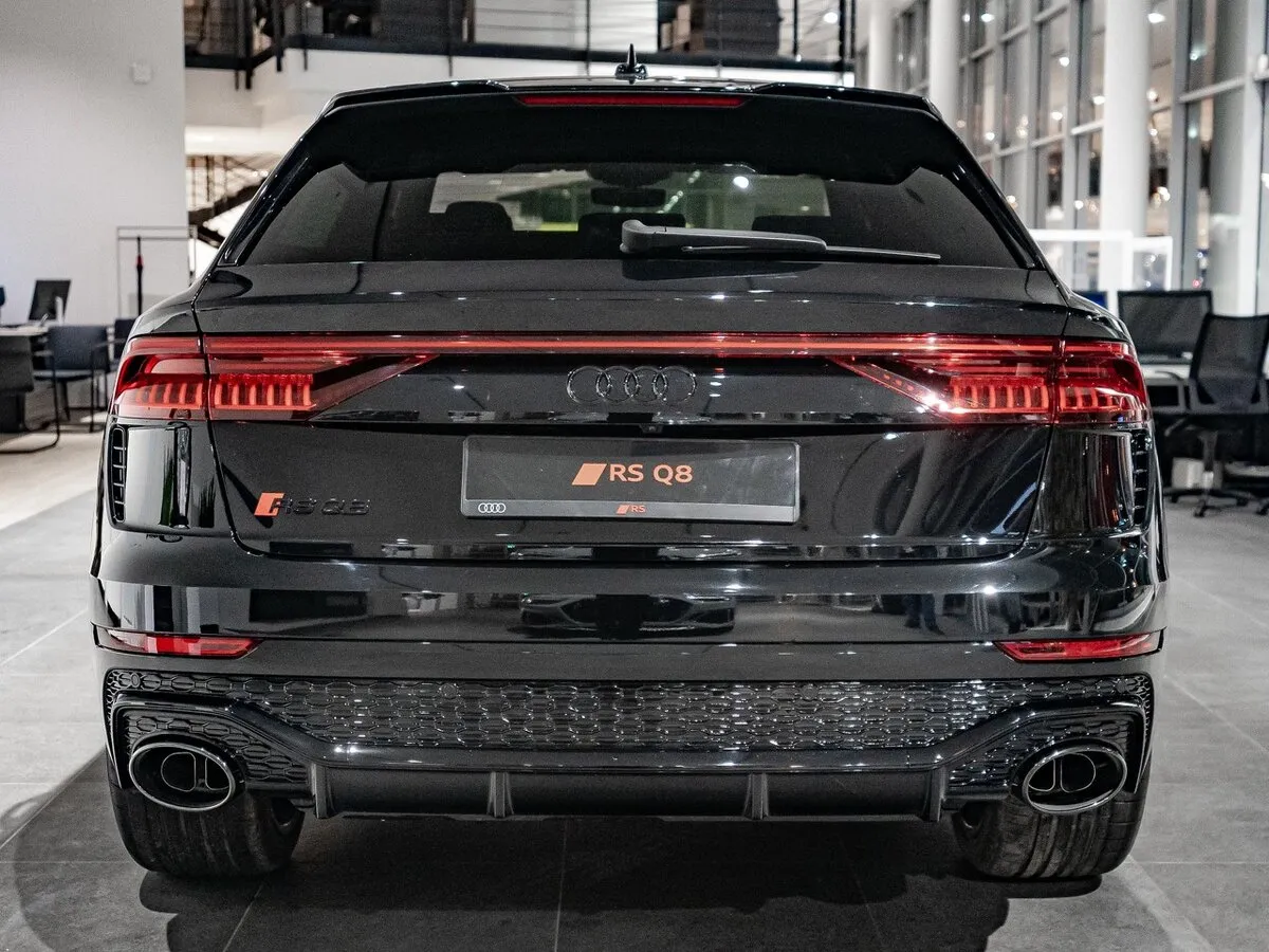 Buy New Audi RS Q8