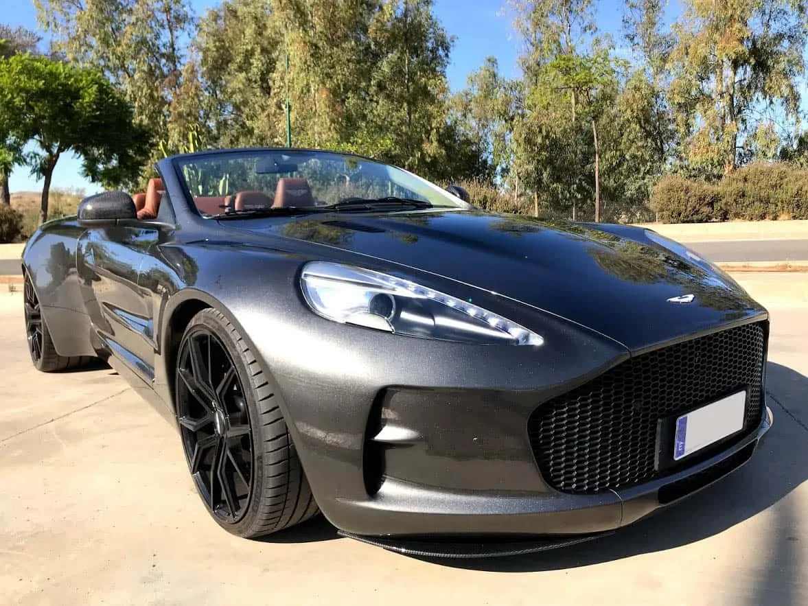 Check our price and buy Venuum body kit for Aston Martin DB9!