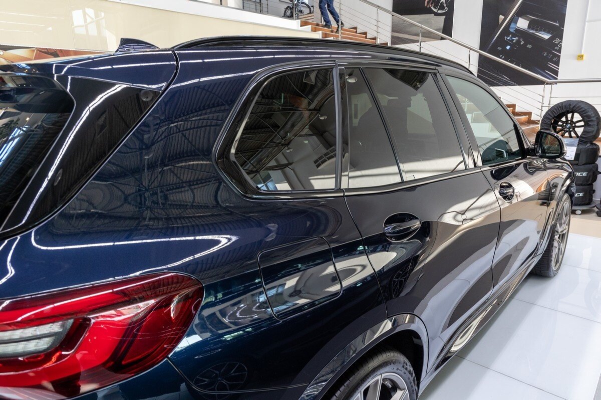 Check price and buy New BMW X5 M50d (G05) For Sale