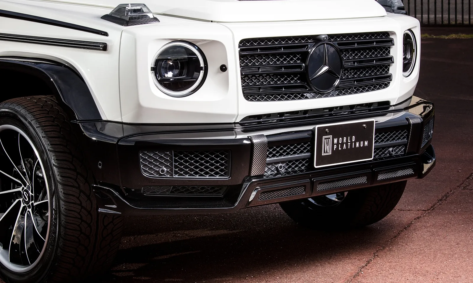 Check our price and buy Rowen body kit for Mercedes-Benz G-Class W463A!