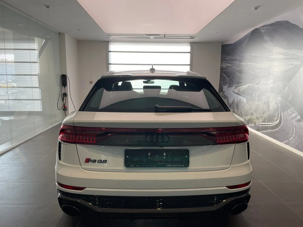 Buy New Audi RS Q8