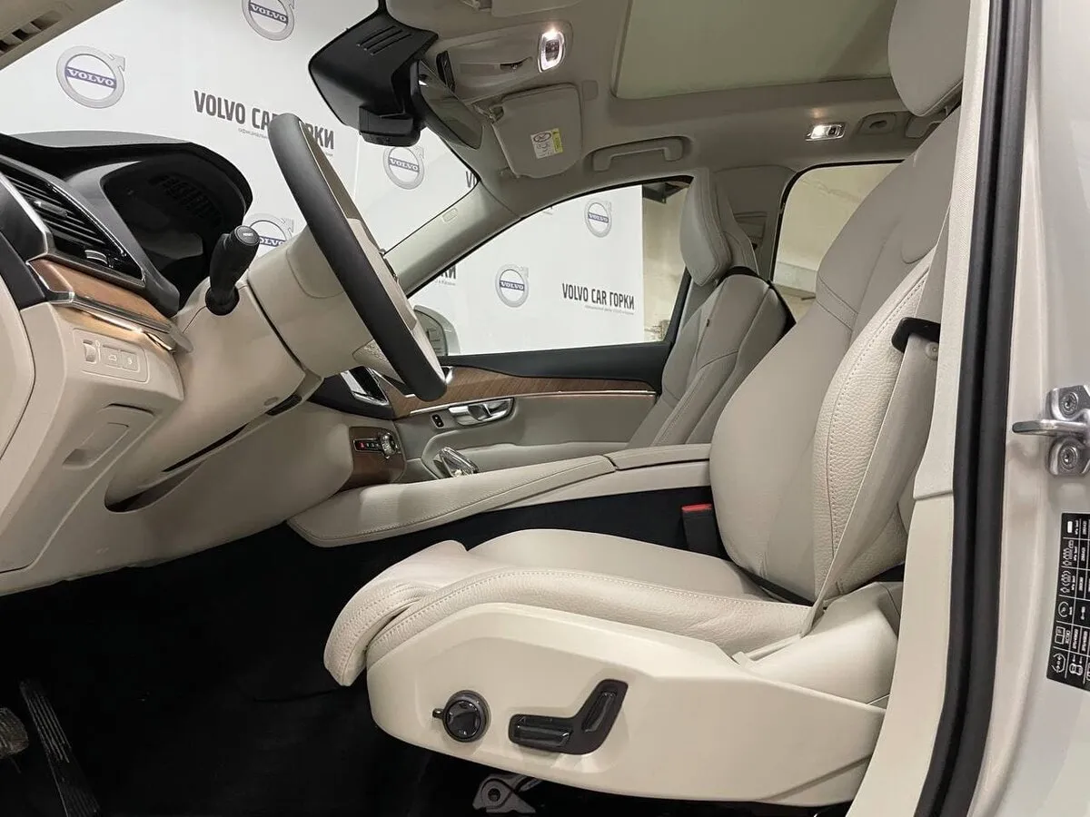 Check price and buy New Volvo XC90 Restyling For Sale