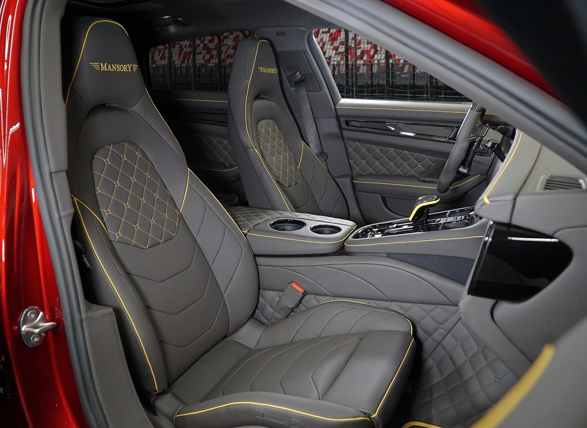 Mansory Porsche Panamera rear