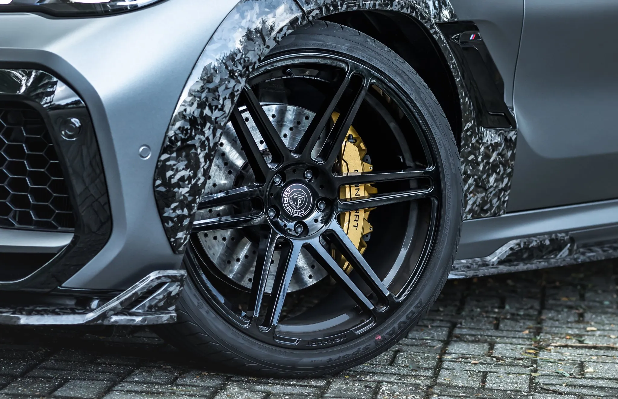 Check our price and buy an Manhart carbon fiber body kit for BMW X6 M F96 WB!