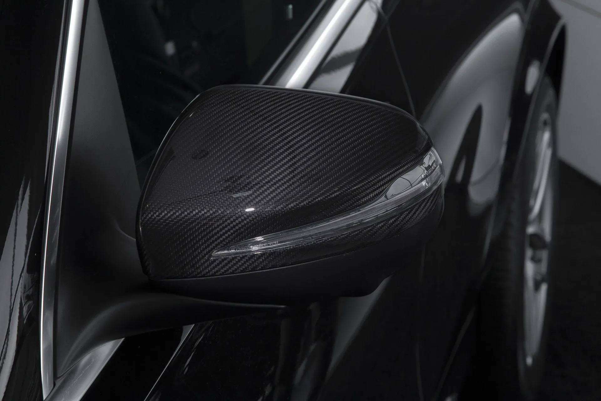 Check price and buy Carbon Fiber Body kit set for Mercedes-Benz  GLE V167