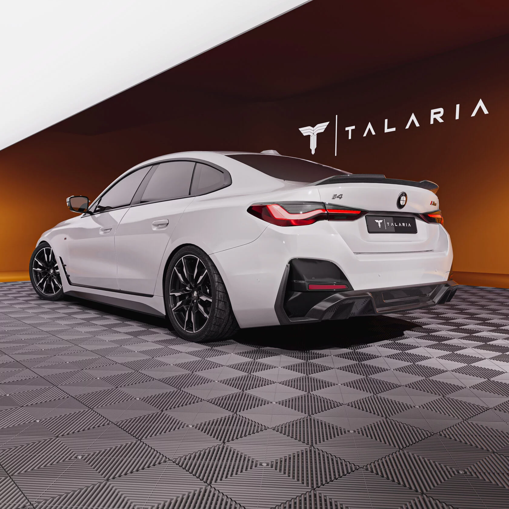 Trunk spoiler Carbon Talaria for BMW i4 M50