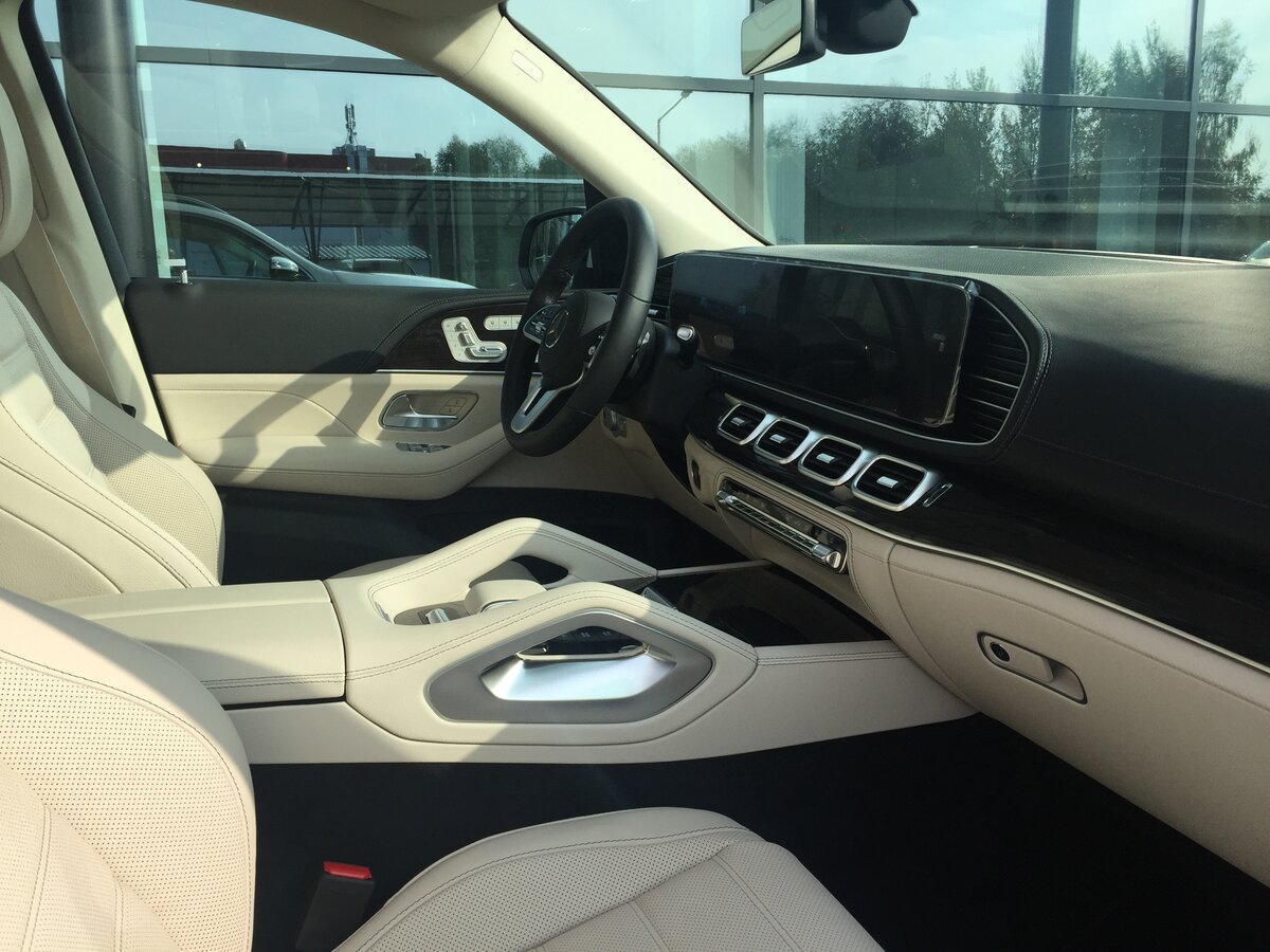 Check price and buy New Mercedes-Benz GLS 400 d (X167) For Sale