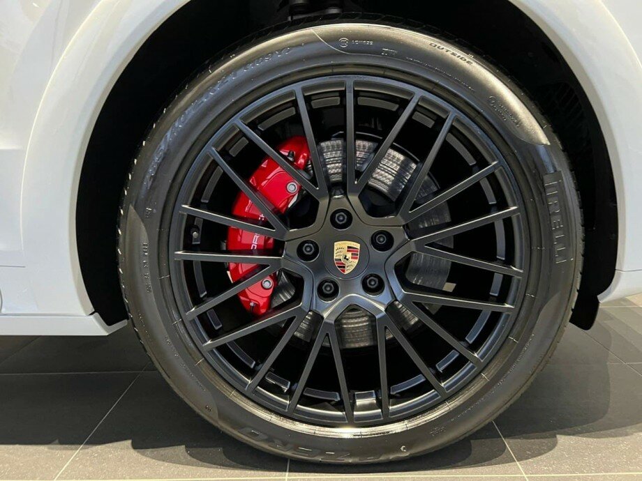 Check price and buy New Porsche Cayenne GTS Coupé For Sale