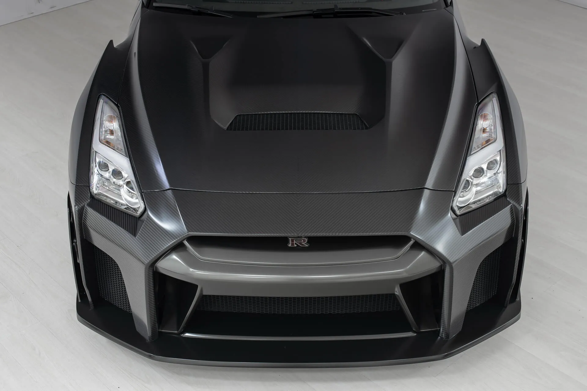 Check our price and buy SCL Performance Global body kit for Nissan GT-R Gojira!