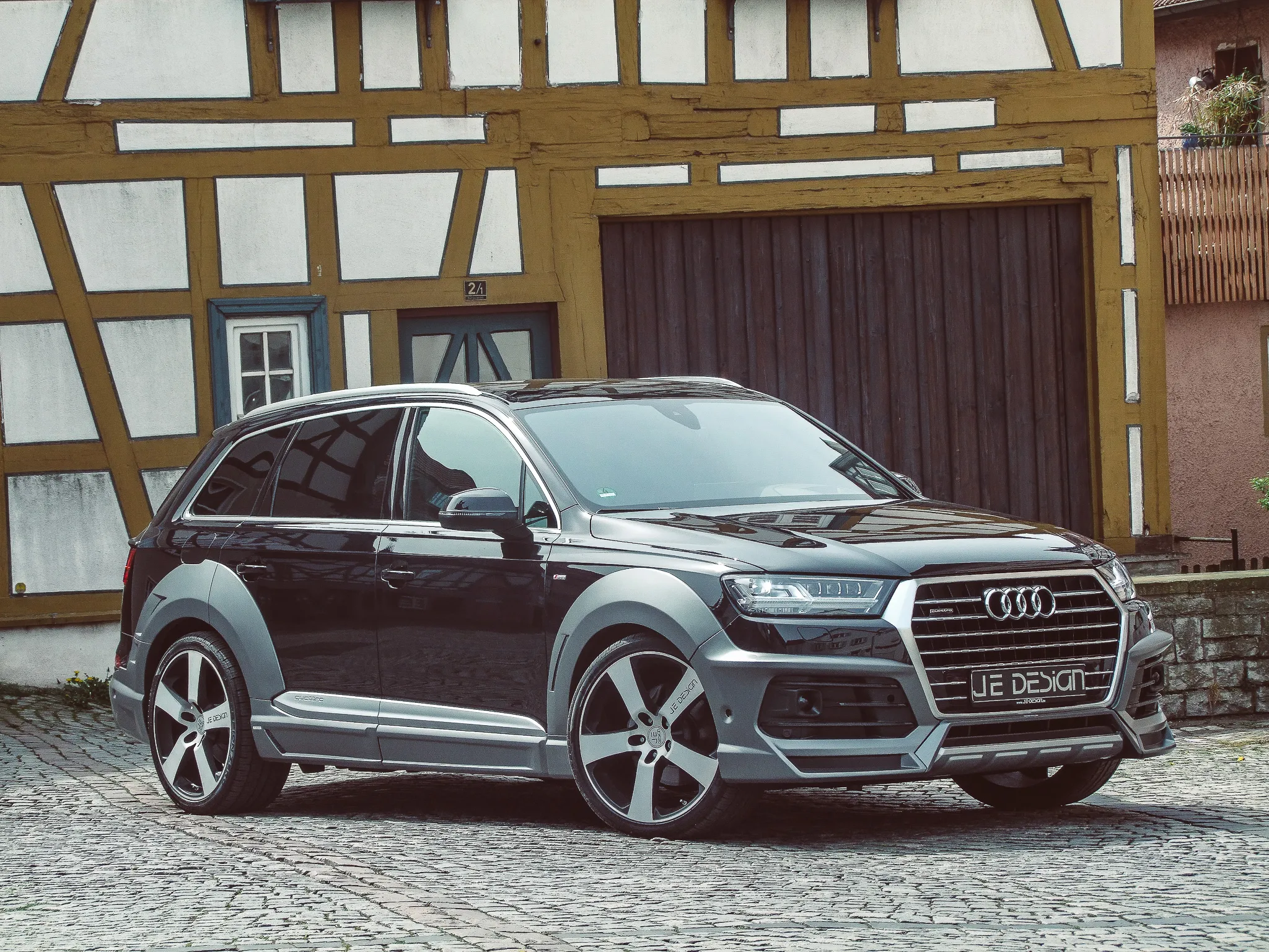 Check our price and buy JE Design body kit for Audi Q7 4M S-Line