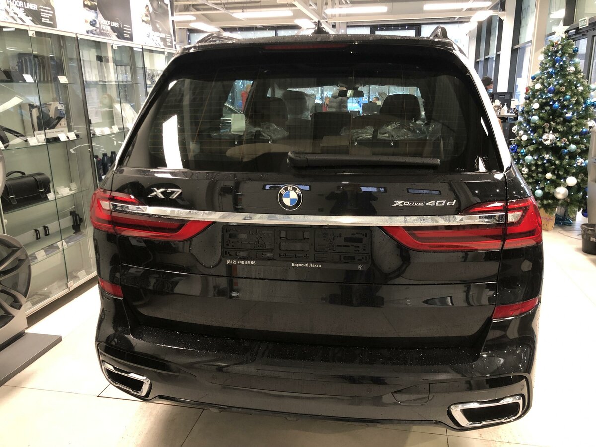 Check price and buy New BMW X7 40d (G07) For Sale