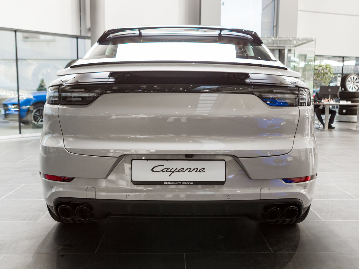 Check price and buy New Porsche Cayenne Coupé For Sale