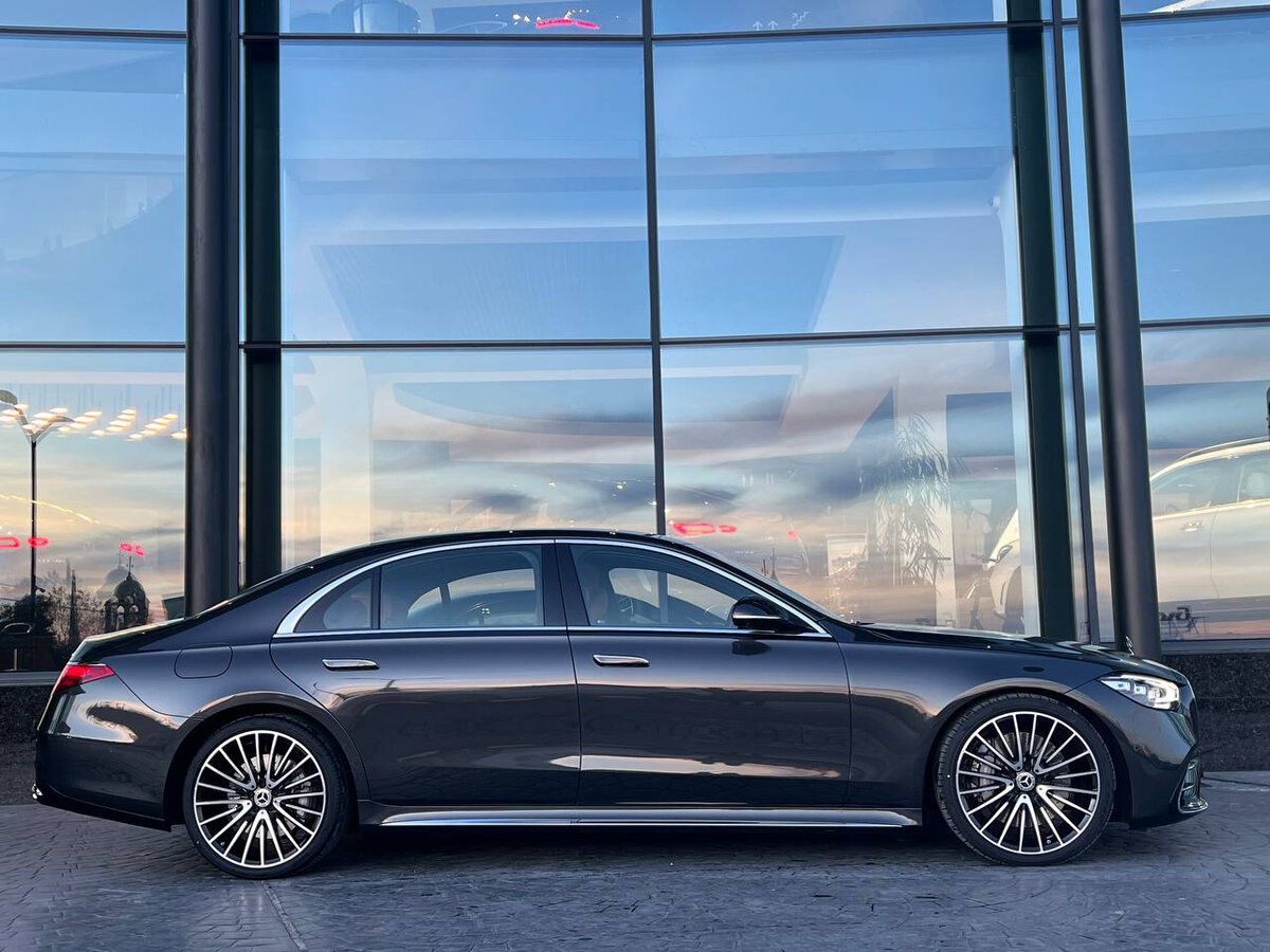 Check price and buy New Mercedes-Benz S-Class 450 Long (W223) For Sale