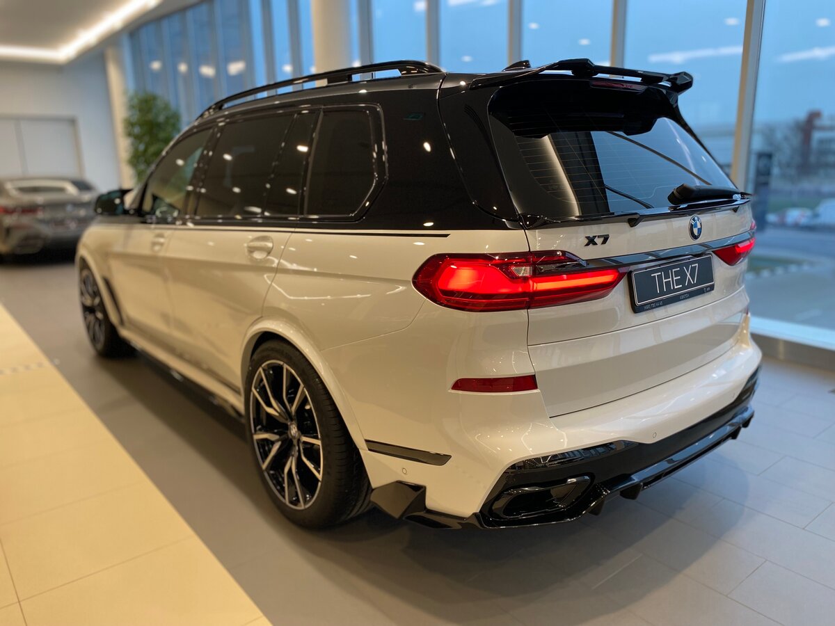 Buy New BMW X7 40d (G07)