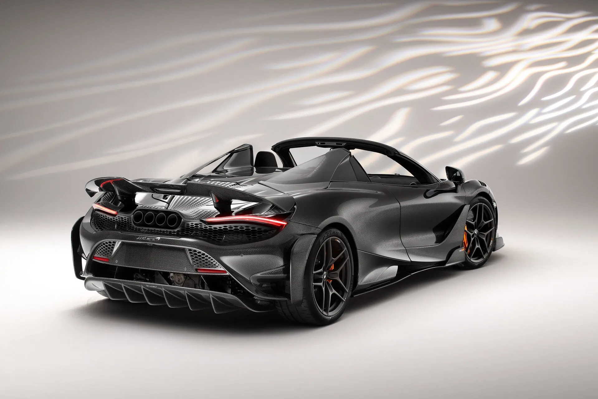 Check our price and buy Topcar Design body kit for McLaren 765 LT Spider Carbon Edition!