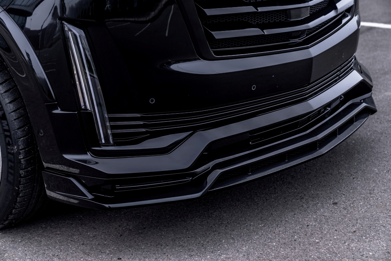 Big front bumper splitter SCL Performance for Cadillac Escalade Miriada