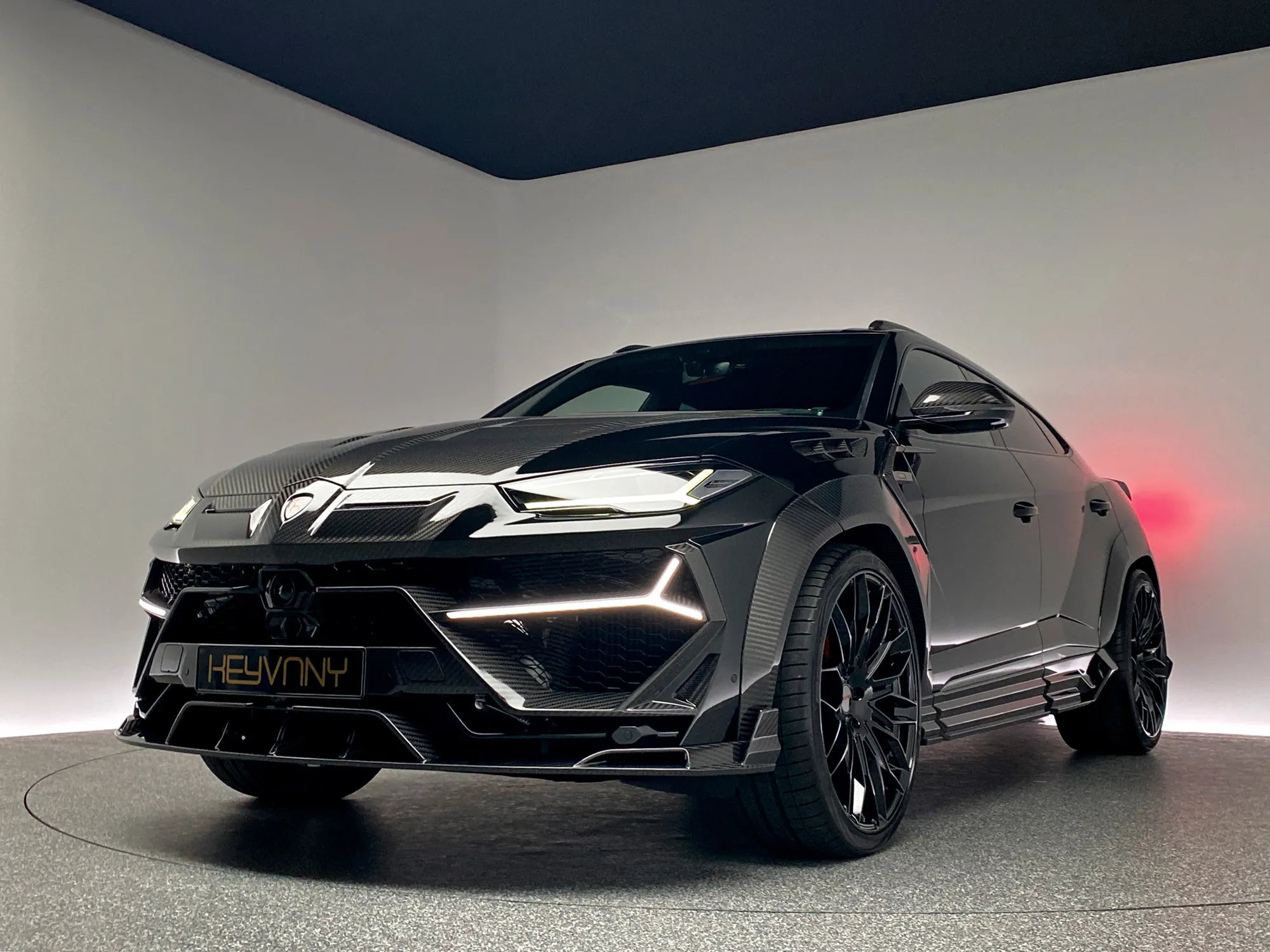 Check price and buy Keyvany Carbon Fiber Body kit set for Lamborghini Urus
