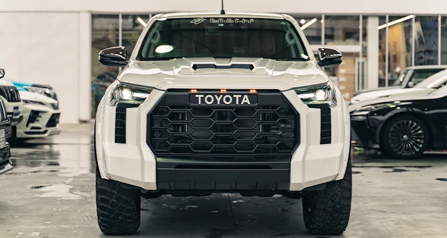 Check our price and buy Double Eight body kit for Toyota Hilux 125 Tundra Face!