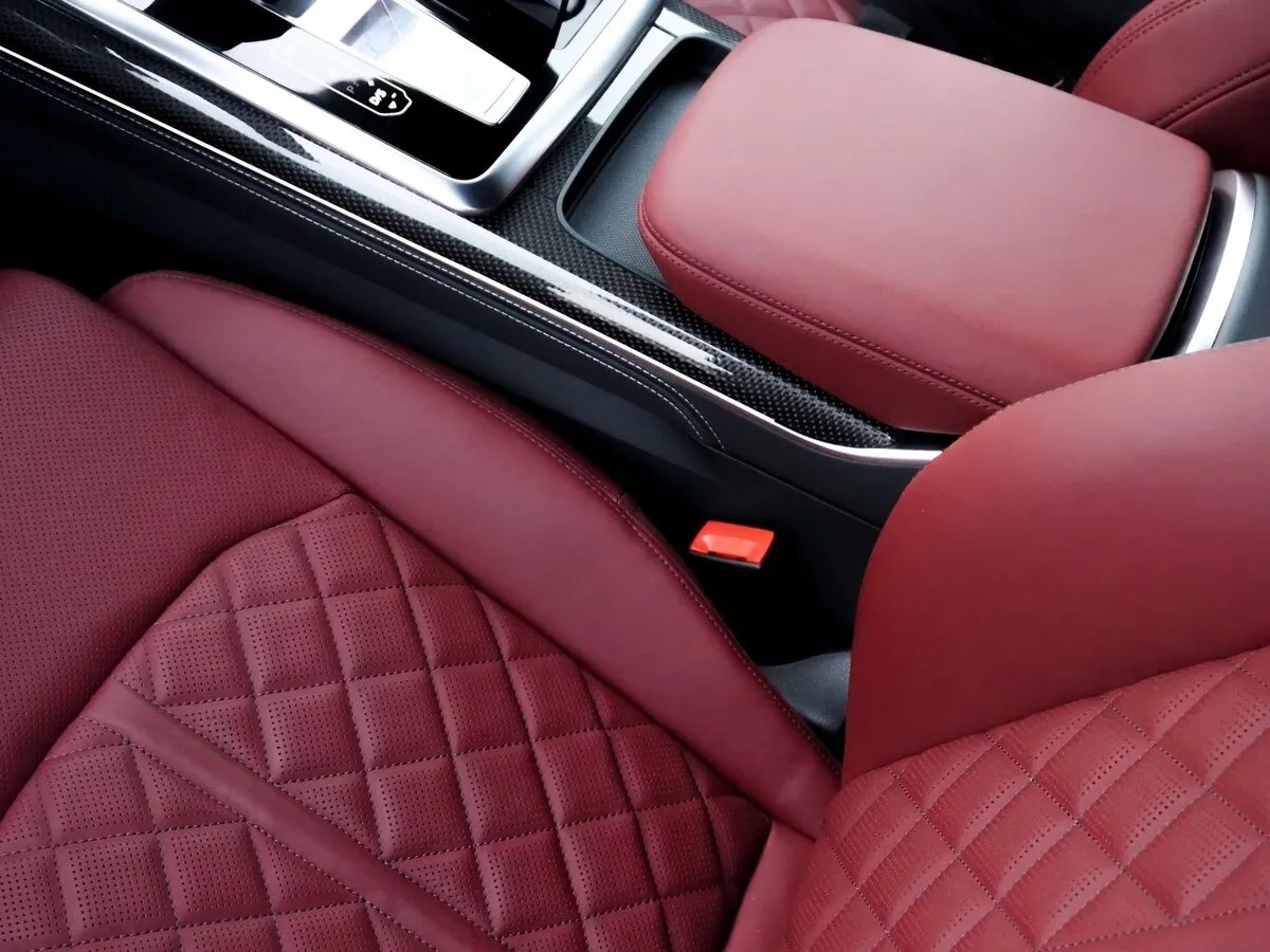 Buy New Audi SQ8 (4M)