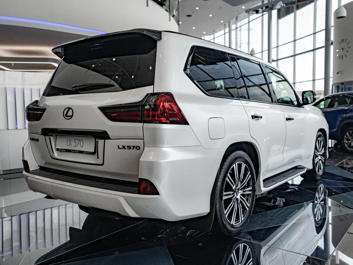 Check price and buy New Lexus LX 570 Restyling 2 For Sale