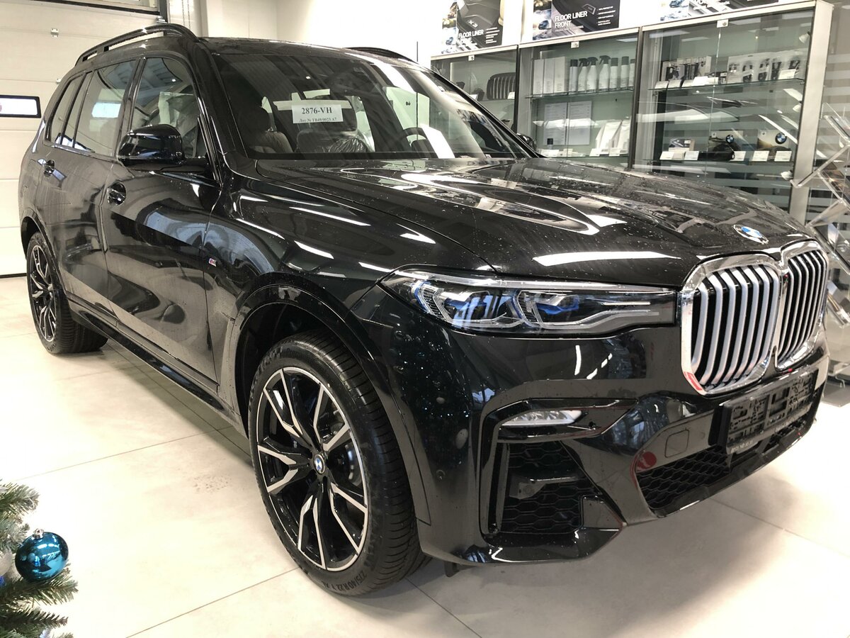 Check price and buy New BMW X7 40d (G07) For Sale