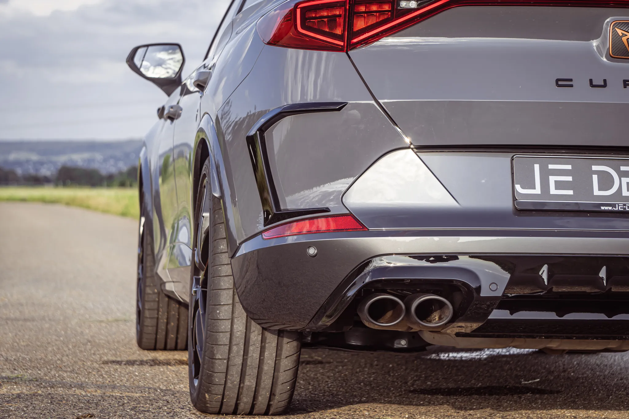 Check our price and buy JE Design body kit for Cupra Formentor KM Street Race!
