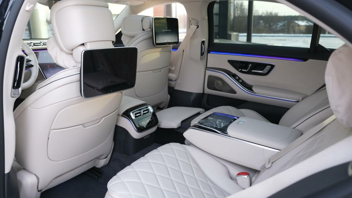 Check price and buy New Mercedes-Benz S-Class 350 d Long 4MATIC (W223) For Sale