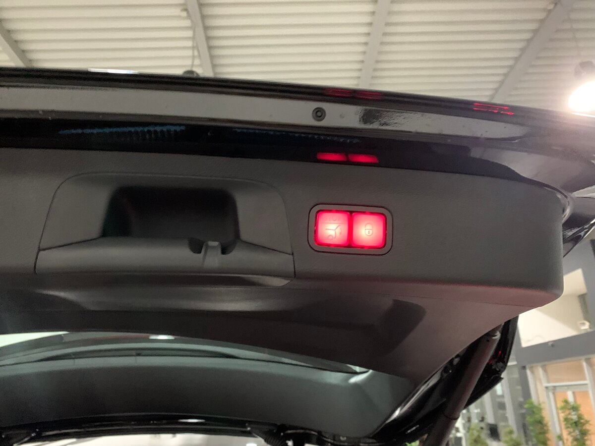 Check price and buy New Mercedes-Benz GLS 400 d (X167) For Sale