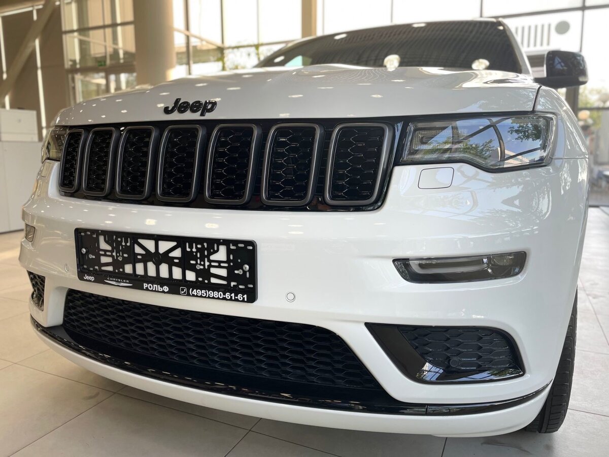 Check price and buy New Jeep Grand Cherokee (WK2) Restyling For Sale