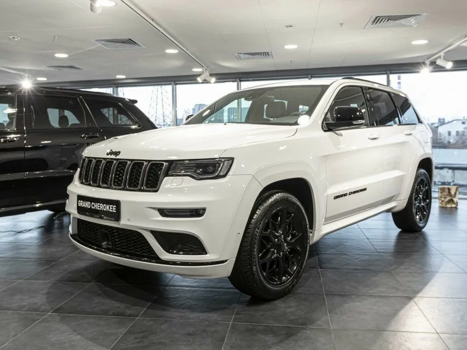 Check price and buy New Jeep Grand Cherokee (WK2) Restyling For Sale