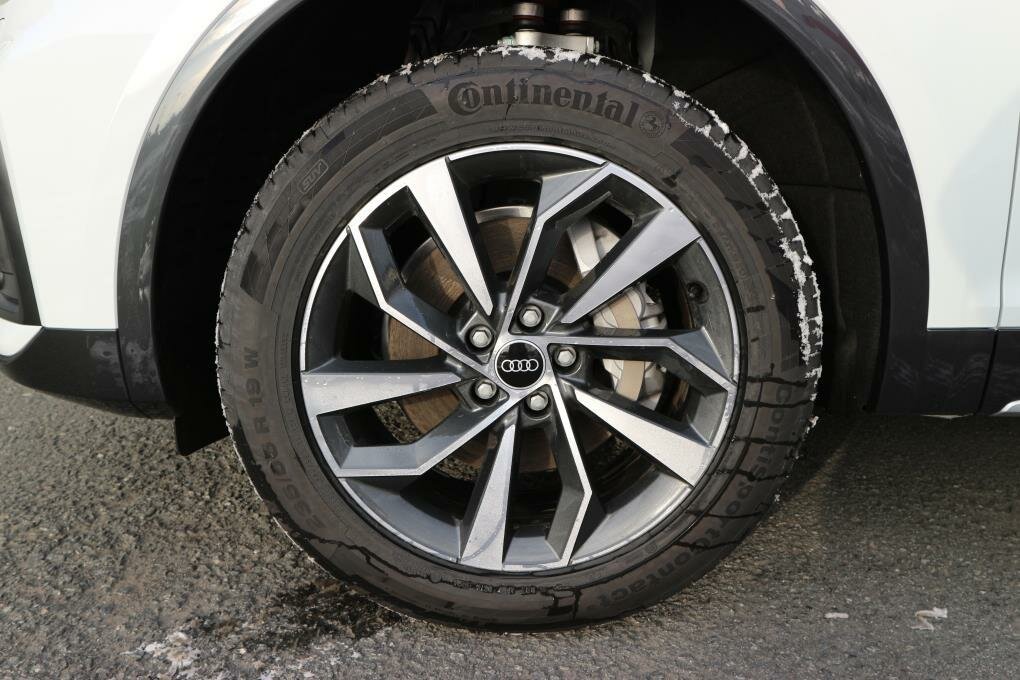 Check price and buy New Audi Q5 Sportback 45 TFSI (FY) For Sale